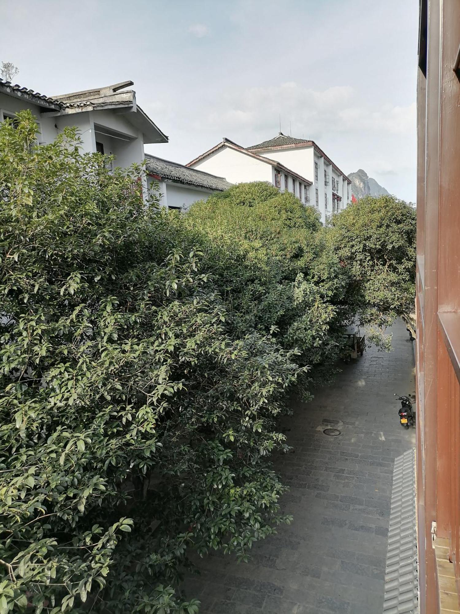 Lazzy Inn Yangshuo Esterno foto